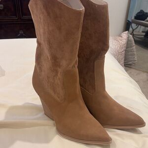 Elegant Brown Suede Heeled Boots
